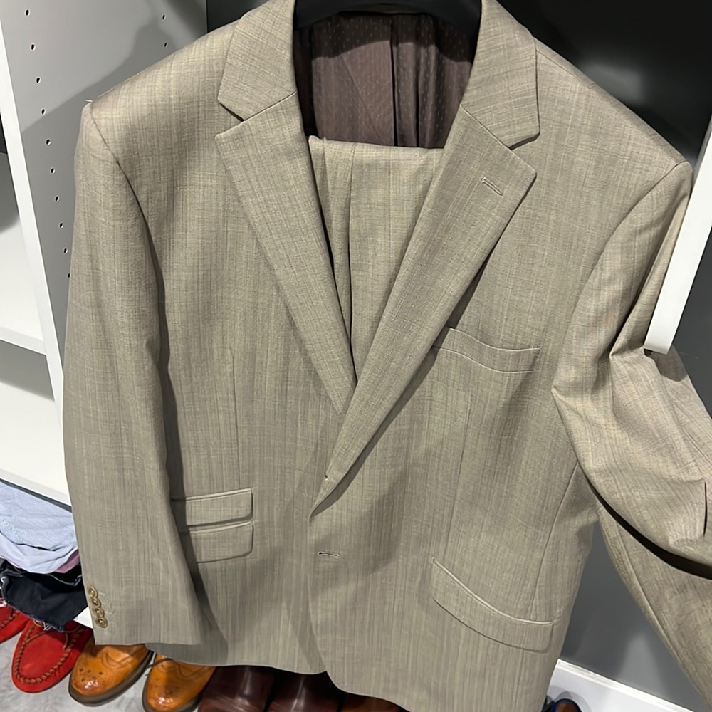 Men’s Suit!